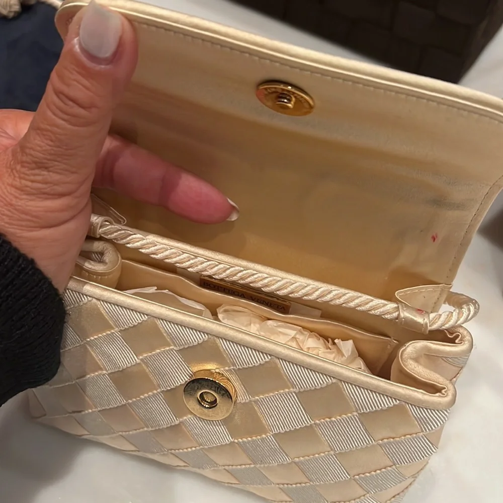 Bottega Venetta cream cocktail bag - Picture 2 of 5